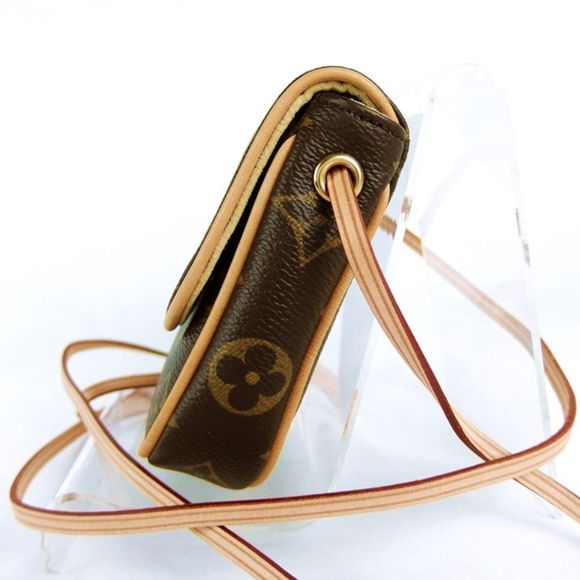 Louis Vuitton Monogram Pochette Cancun Shoulder Bag - Picture 3 of 8